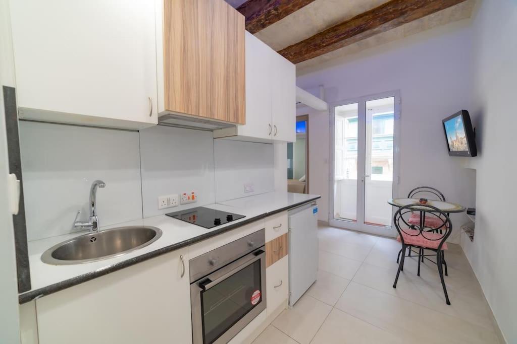 Appartement Jbo- Joette'S Bliss Oasis à La Valette Extérieur photo